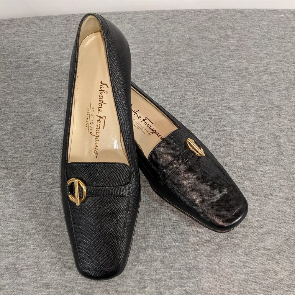 Vintage Ferragamo Loafers (nearly new)